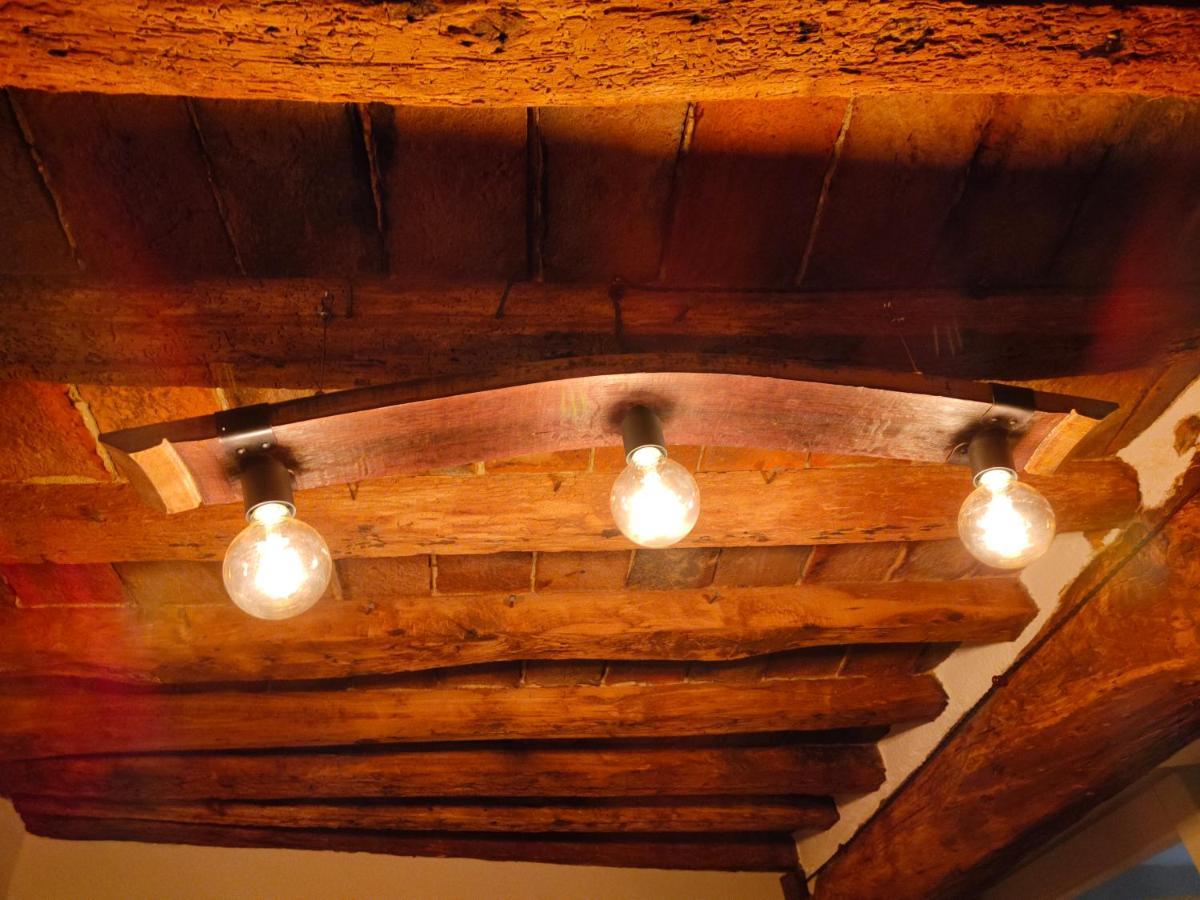 Casa Vacanze Vicolo Della Luna Ambra ภายนอก รูปภาพ