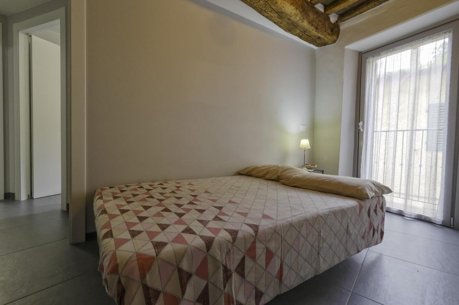 Casa Vacanze Vicolo Della Luna Ambra ภายนอก รูปภาพ