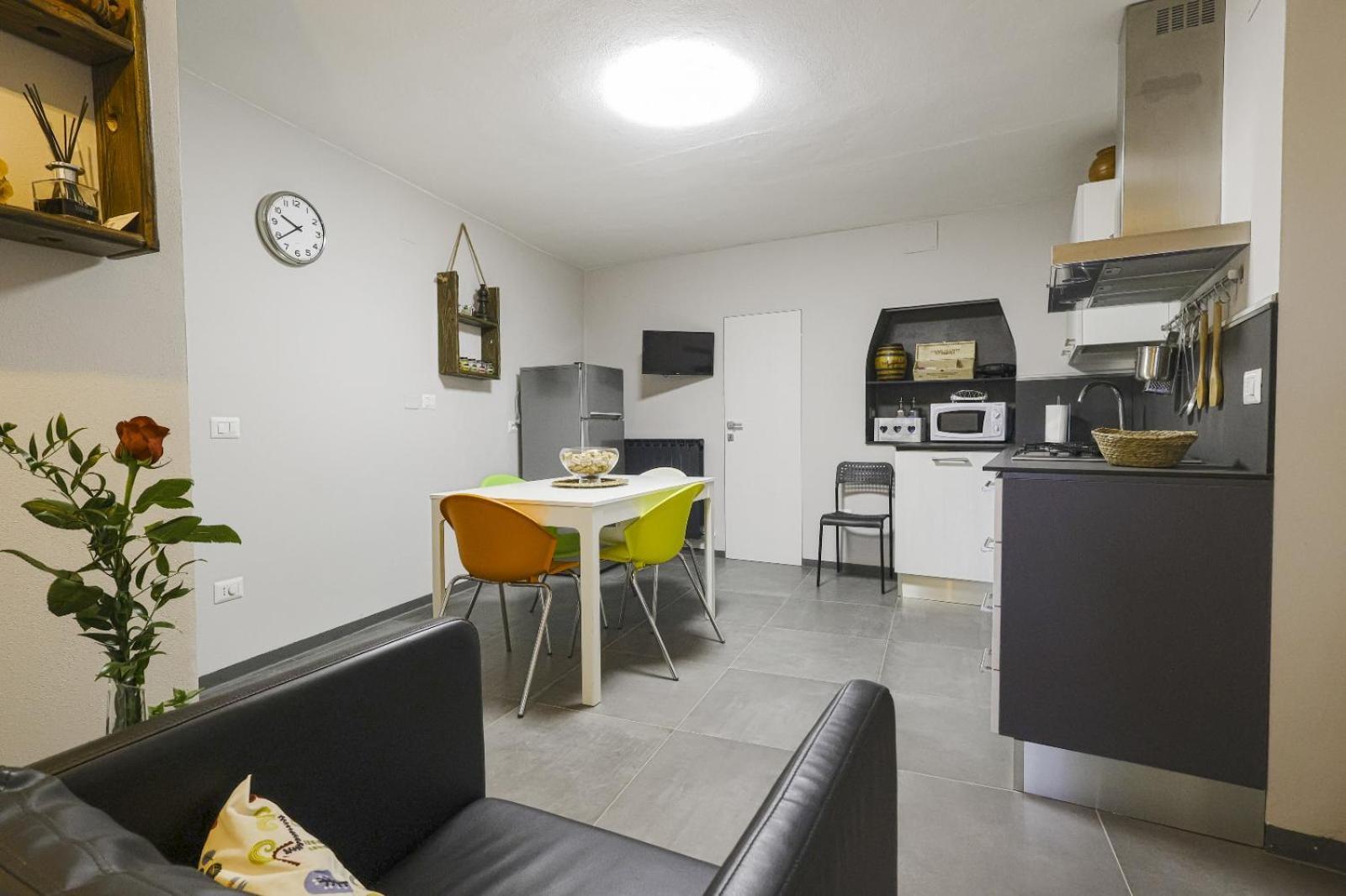 Casa Vacanze Vicolo Della Luna Ambra ภายนอก รูปภาพ